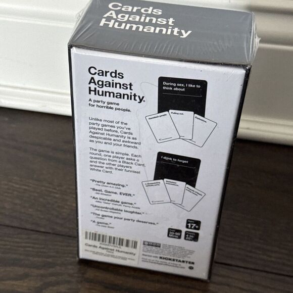 Cards Against Humanity Base Game – Original Set - Picture 5 of 7